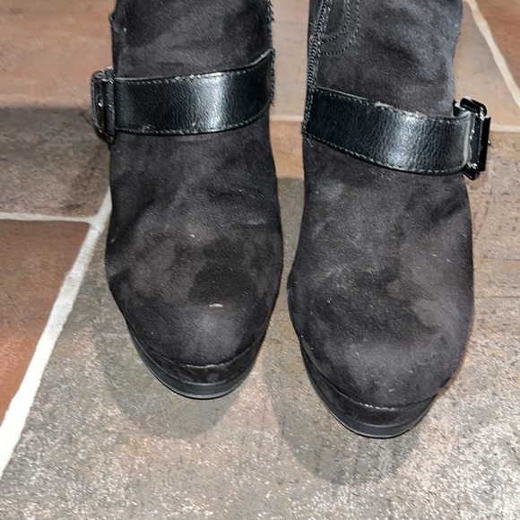 G by Guess Stiletto Black zip up boots 5” heel & strap design Sz 10 - Picture 9 of 9